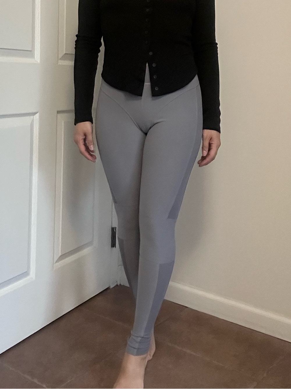 ALO Yoga Sculpt High-Waist Gray Leggings authentic